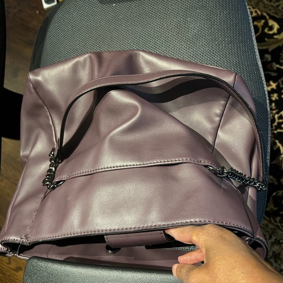 Authentic Simply Vera Vera Wang Shoulder Bag - Picture 5 of 6